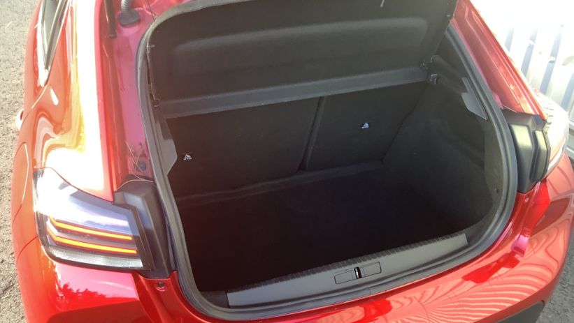 Aperçu du véhicule : 208 PureTech 100 S&S BVM6 Active