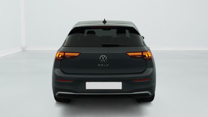 Aperçu du véhicule : 2.0 TDI 150 DSG7 LIFE PLUS