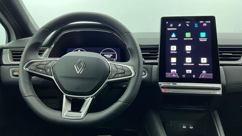 Aperçu du véhicule : E-Tech full hybrid 160 ch esprit Alpine Blanc Nacré - Toit Noir Etoilé avec 1350€ d'équipements inclus