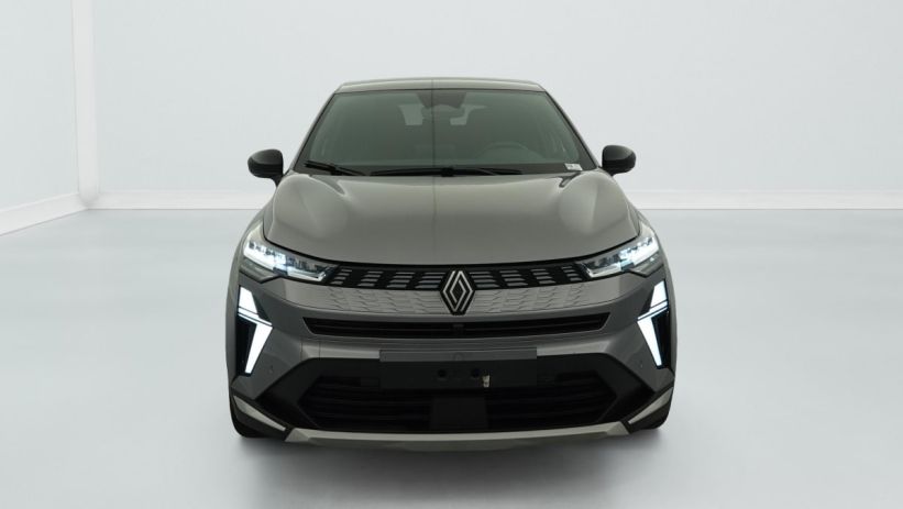 Aperçu du véhicule : E-Tech full hybrid 145 Iconic