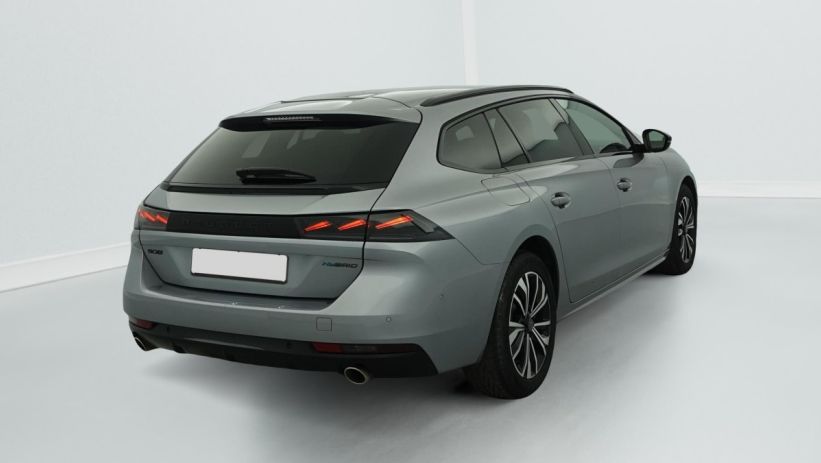 Aperçu du véhicule : Hybrid 225 e-EAT8 Allure