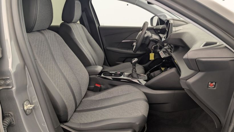 Aperçu du véhicule : 100 S S BVM6 Allure