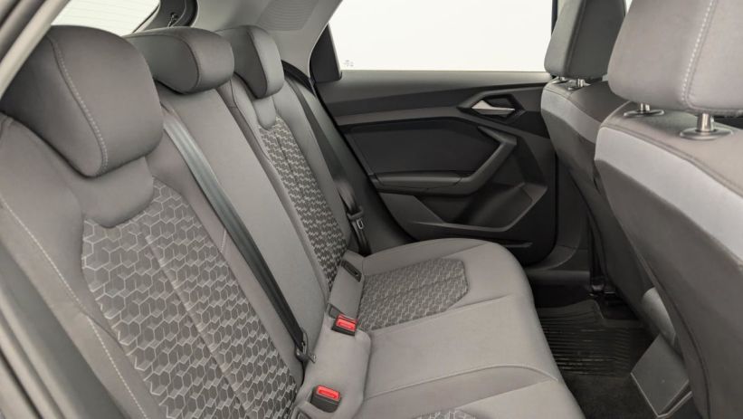 Aperçu du véhicule : 25 TFSI 95 ch BVM5 Advanced 2