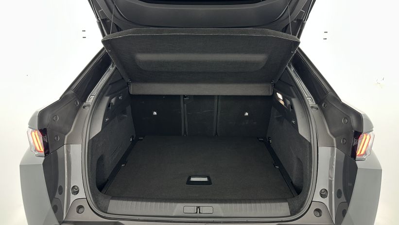 Aperçu du véhicule :  III 1.2 Hybrid 145ch Allure e-DCS6
