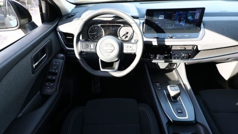 Aperçu du véhicule : MHEV 158 CVT ACENTA