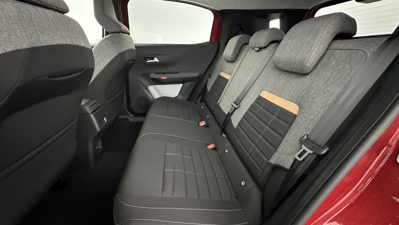 Aperçu du véhicule : 1.2 Hybride 145ch Plus e-DCS6