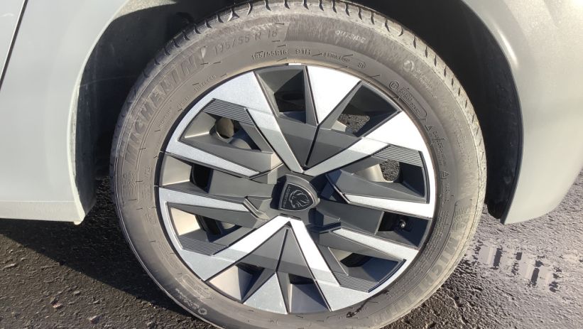 Aperçu du véhicule : 208 PureTech 100 S&S BVM6 Active