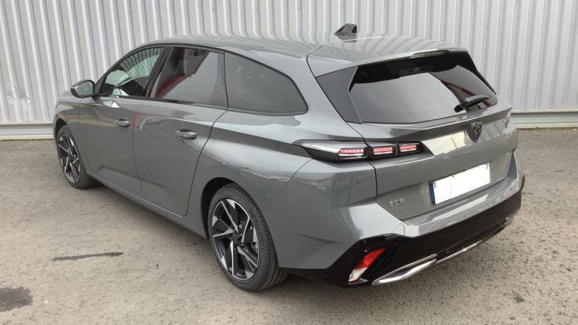 Aperçu du véhicule : 308 SW Hybrid 145 e-DCS6 Allure