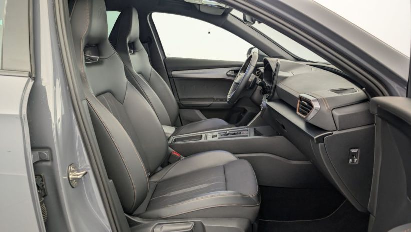 Aperçu du véhicule : 1.4 e-HYBRID 204 ch DSG6 V