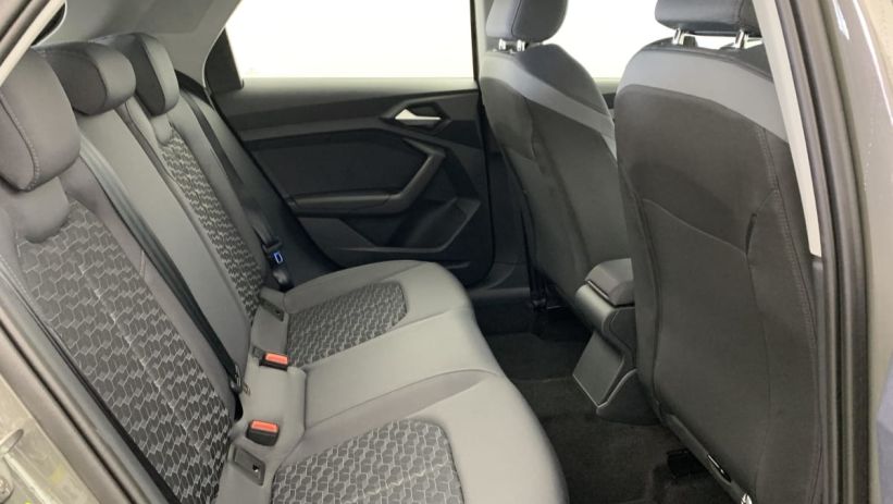 Aperçu du véhicule : 30 TFSI 116 ch S tronic 7 Design