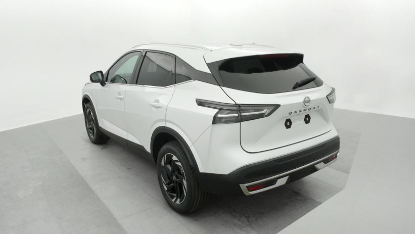 Aperçu du véhicule : MILD HYBRID 158 CH XTRONIC N-CONNECTA