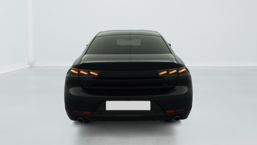 Aperçu du véhicule : Hybrid 180 e-EAT8 Allure