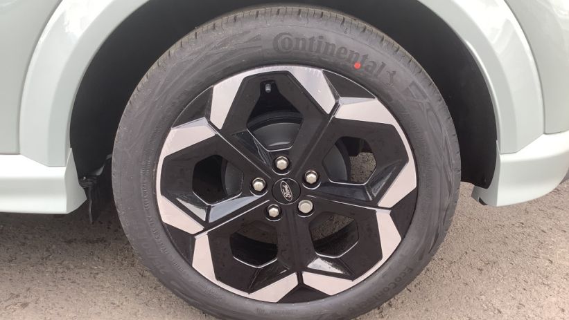 Aperçu du véhicule : PUMA 1.0 EcoBoost 125 ch mHEV S&S Powershift ST-Line X