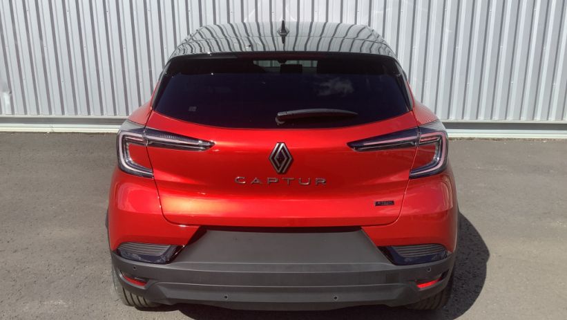 Aperçu du véhicule : CAPTUR E-Tech full hybrid 145 ch Techno