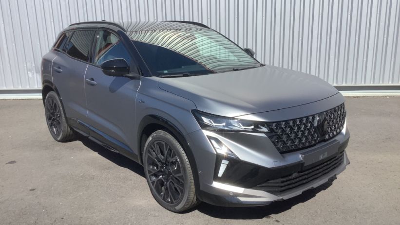 Aperçu du véhicule : AUSTRAL full hybrid E-Tech 200 ch Esprit Alpine
