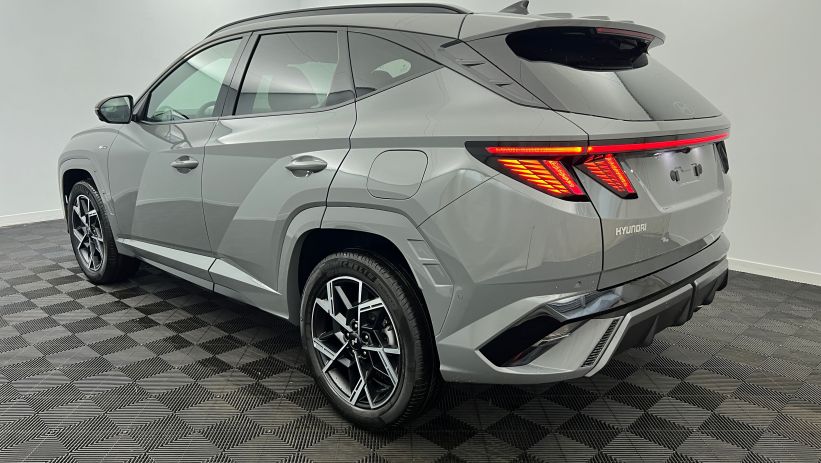 Aperçu du véhicule : 1.6 T-GDI 239 HTRAC Hybrid BVA6 N Line Executive Shadow Grey avec 960€ d'équipements inclus