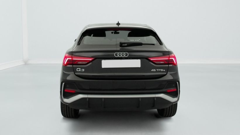 Aperçu du véhicule : 45 TFSIe 245 ch S tronic 6 S line