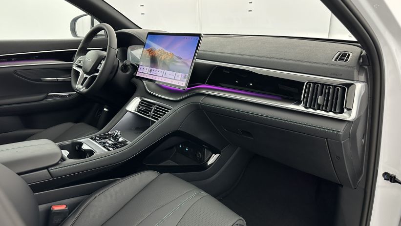 Aperçu du véhicule : 1.5l DM-i 218ch PHEV Boost (18kWh)