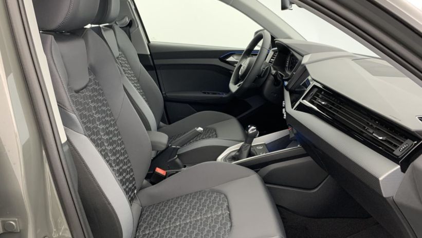 Aperçu du véhicule : 30 TFSI 116 ch S tronic 7 Design