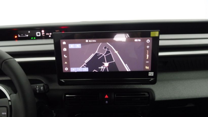 Aperçu du véhicule : 1.2 HYBRIDE 145CH MAX 7 PLACES