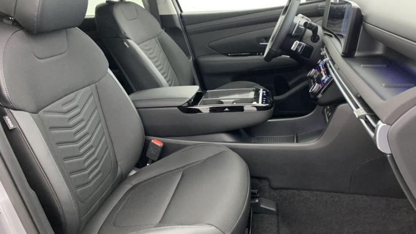 Aperçu du véhicule : 1.6 T-GDI 239 Hybrid BVA6 Creative