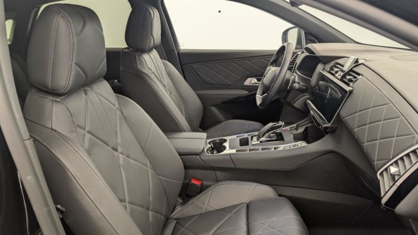 Aperçu du véhicule : Hybride Rechargeable E-Tense 225 EAT8 Rivoli