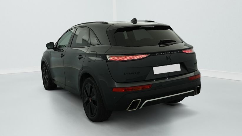 Aperçu du véhicule : Hybride Rechargeable E-Tense 300 EAT8 4x4 Performance Line +