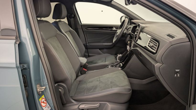 Aperçu du véhicule : 2.0 TDI 150 START STOP DSG7 R-LINE