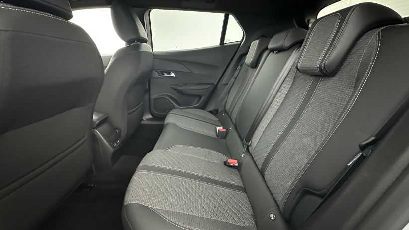 Aperçu du véhicule : II 1.2 Hybrid 145ch Allure e-DCS6