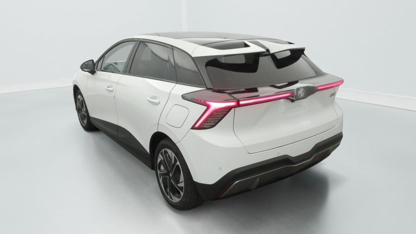 Aperçu du véhicule : ELECTRIC 64KWH - 150 KW 2WD LUXURY