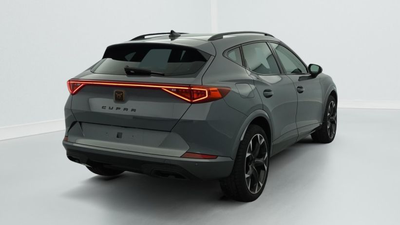 Aperçu du véhicule : 1.4 e-HYBRID 204 ch DSG6 V