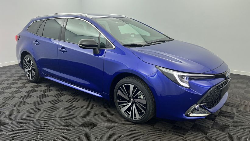 Aperçu du véhicule : Hybride 178ch Design Bleu Genièvre avec 2490€ d'équipements inclus