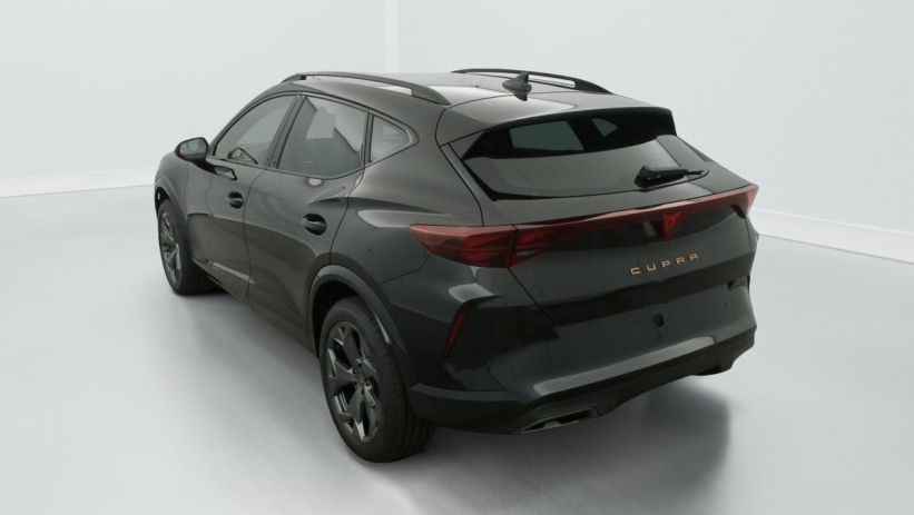 Aperçu du véhicule : 1.5 ETSI HYBRID 150 CH DSG7 V