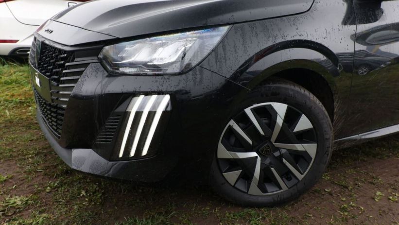 Aperçu du véhicule : 100 BVM6 STYLE