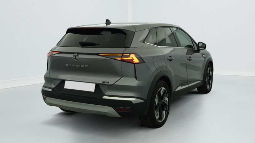 Aperçu du véhicule : E-Tech full hybrid 145 Iconic