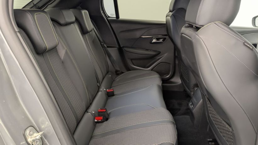 Aperçu du véhicule : Hybrid 136 e-DCS6 GT