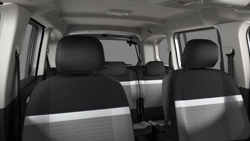 Aperçu du véhicule : 130 MAX EAT8