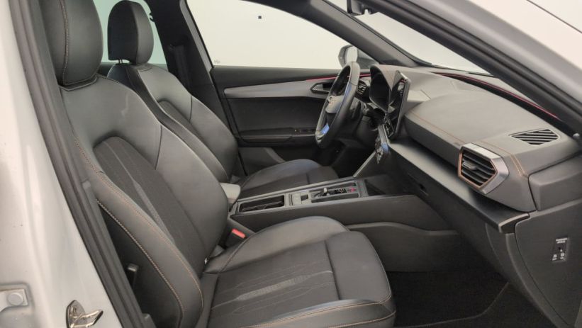 Aperçu du véhicule : 1.4 e-HYBRID 204 ch DSG6 Business Edition