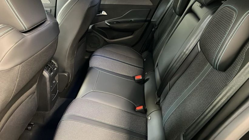 Aperçu du véhicule : PureTech 130ch S S EAT8 Allure