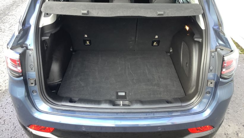 Aperçu du véhicule : COMPASS 1.5 Turbo T4 130 ch e-Hybrid BVR7 S