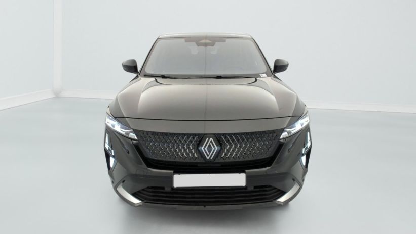 Aperçu du véhicule : E-Tech full hybrid 200ch Techno