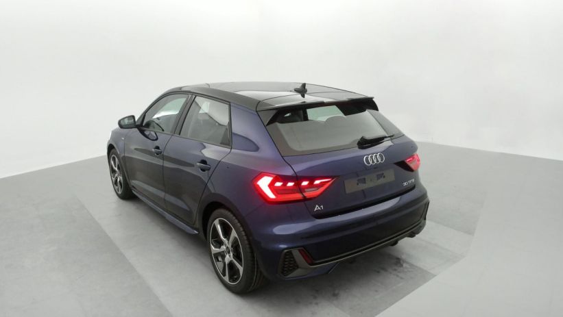 Aperçu du véhicule : 30 TFSI 116 CH S TRONIC 7 ADVANCED