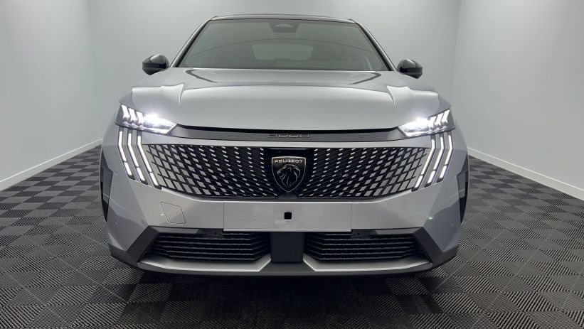 Aperçu du véhicule : Hybrid 145 e-DCS6 GT Gris Artense avec 4750€ d'équipements inclus