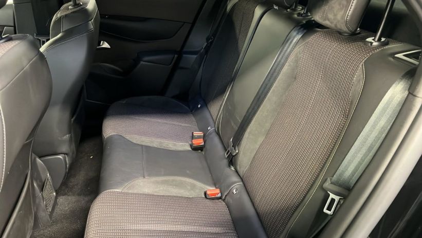 Aperçu du véhicule : PureTech 100 BVM6 Performance Line