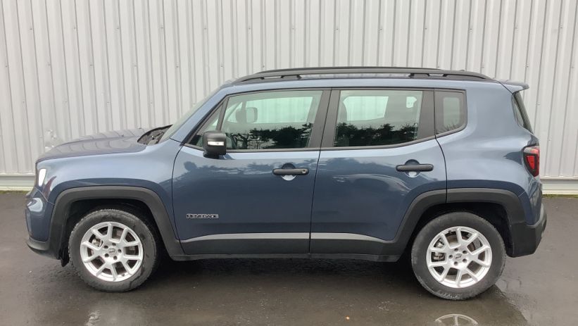 Aperçu du véhicule : RENEGADE 1.5 Turbo T4 130 ch BVR7 e-Hybrid Altitude