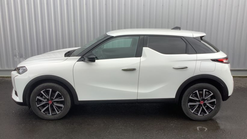 Aperçu du véhicule : DS 3 PureTech 130 EAT8 Performance Line