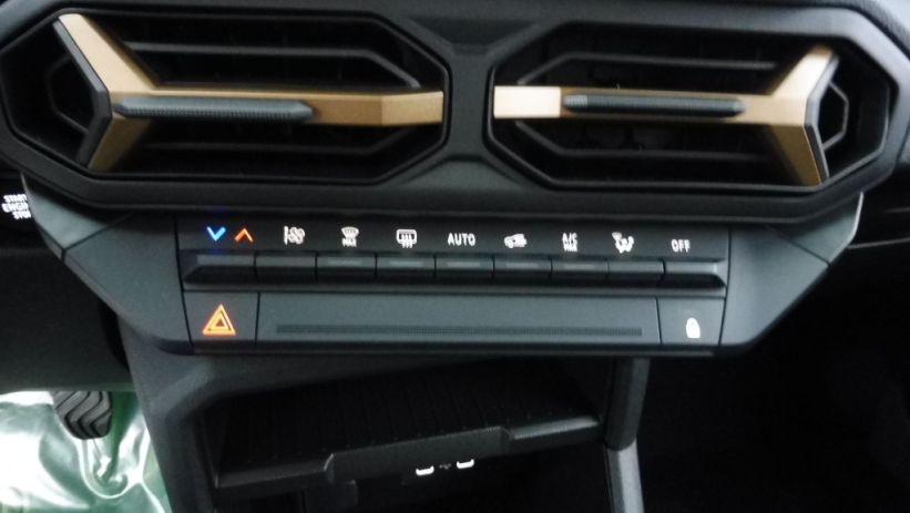 Aperçu du véhicule : 1.2 TCE MILD HYBRID 130CH EXTREME 4X2