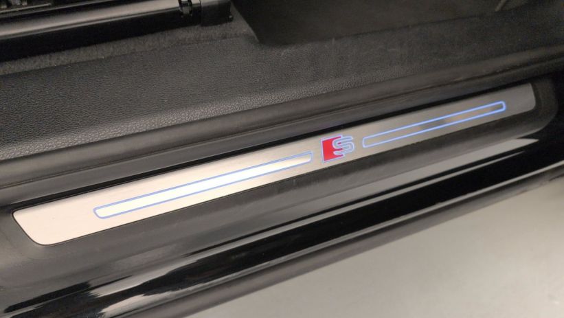 Aperçu du véhicule : 45 TFSIe 245 ch S tronic 6 S line