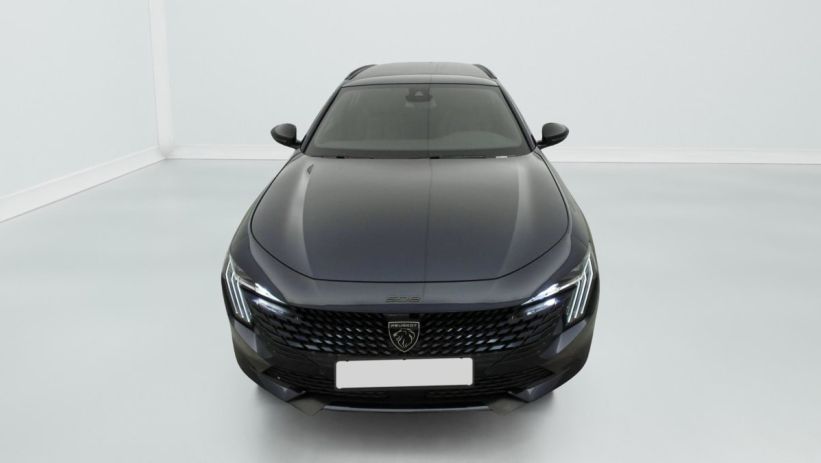 Aperçu du véhicule : Hybrid 180 e-EAT8 Allure