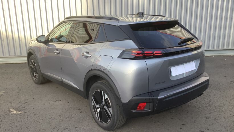 Aperçu du véhicule : 2008 100 S&S BVM6 Allure